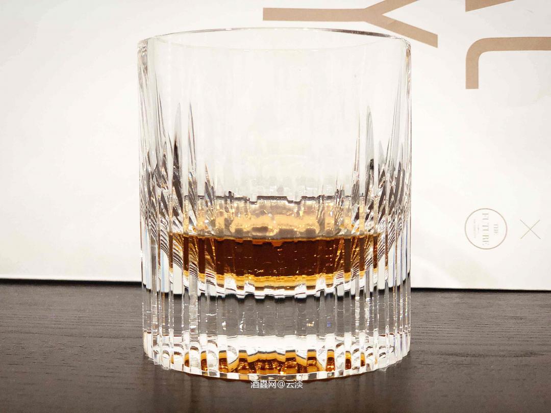 杯子有毒<img src='https://sdata.whiskyworm.com/xcxpics/emoji_28.png' class='emoji' />