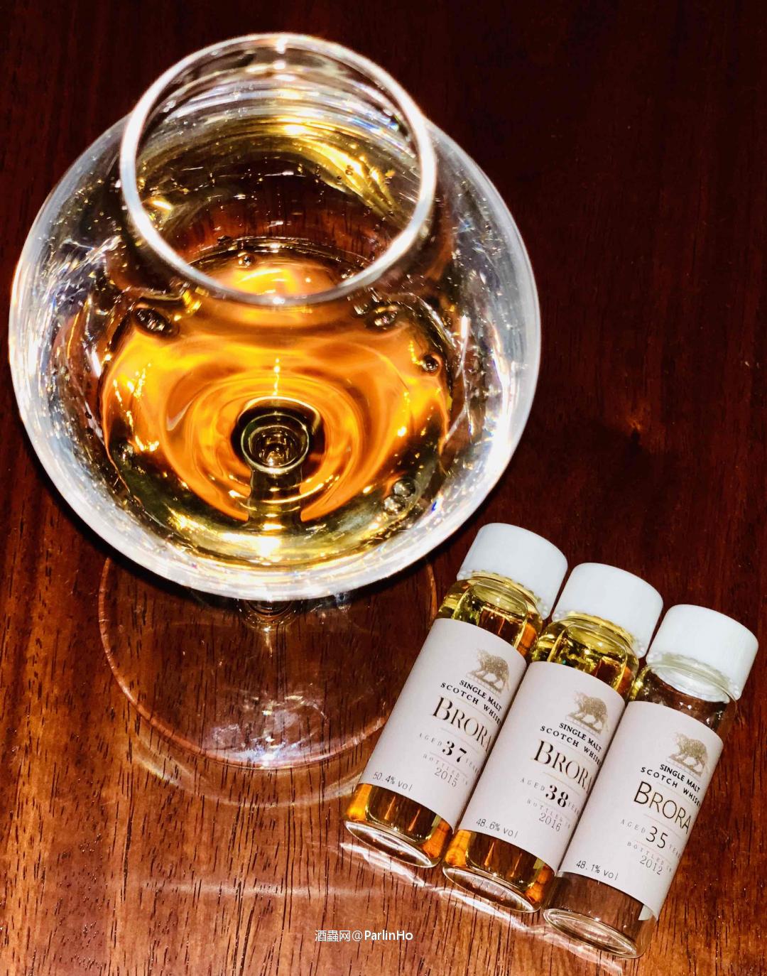 喝过才有发言权哪怕15ml…有坑也有宝！<img src='https://sdata.whiskyworm.com/xcxpics/emoji_8.png' class='emoji' />