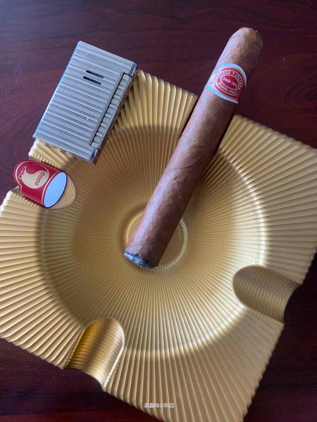 罗密欧与朱丽叶~鼠年限量，底子非常好的一款茄，值得收藏