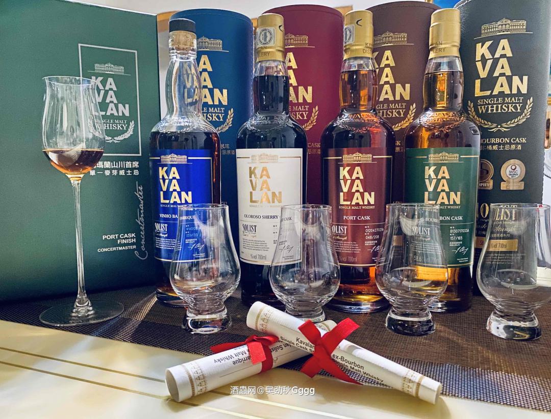 四大美人<img src='https://sdata.whiskyworm.com/xcxpics/emoji_92.png' class='emoji' />