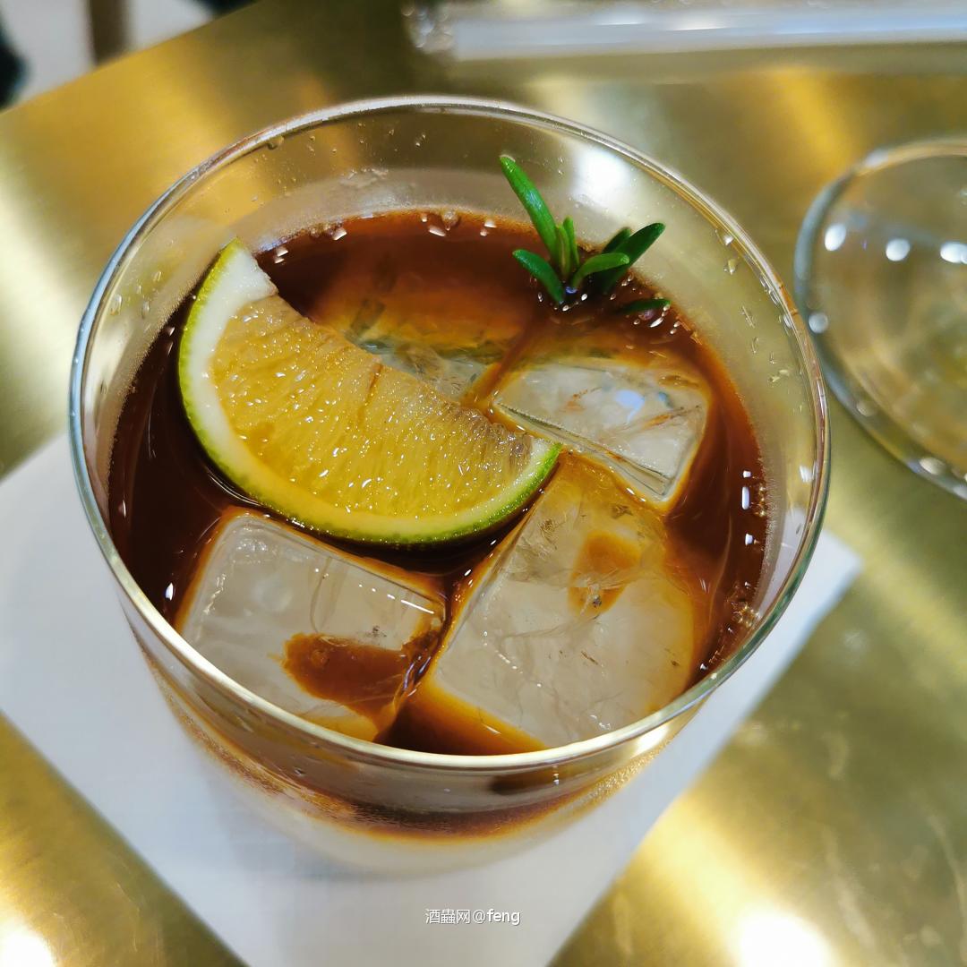 小酌怡情,纪念世界威士忌日