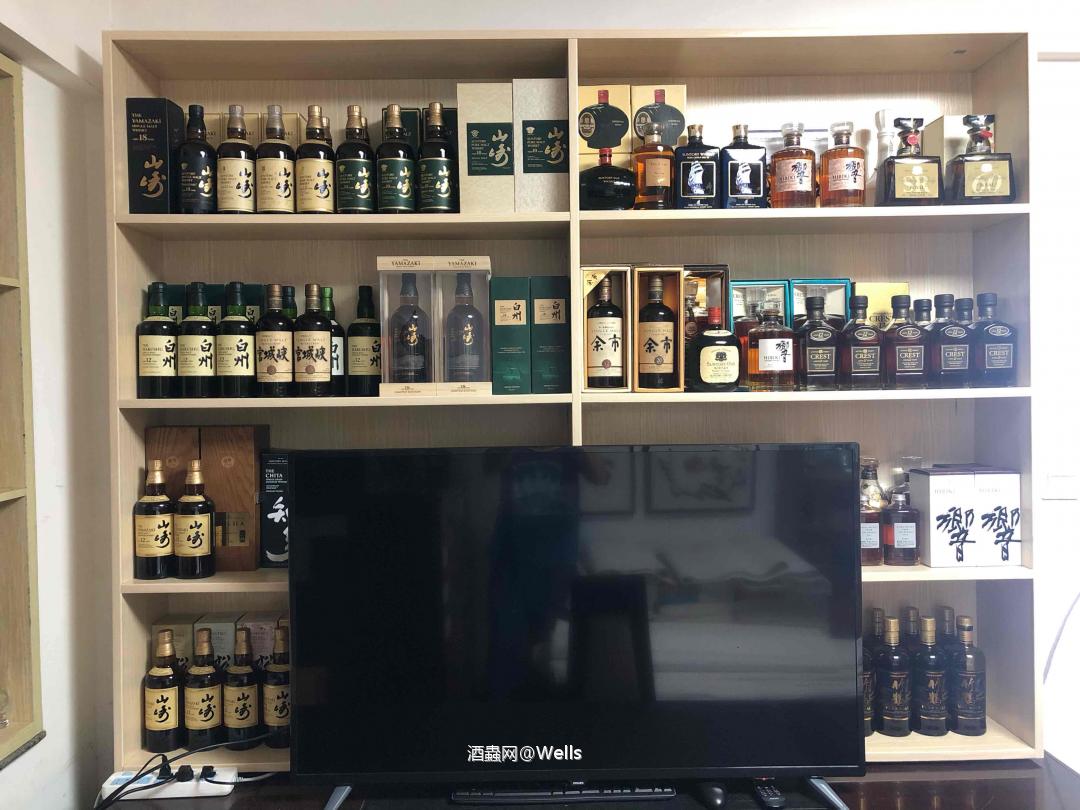 和老爸有共同爱好的好处就是喝酒成本降低