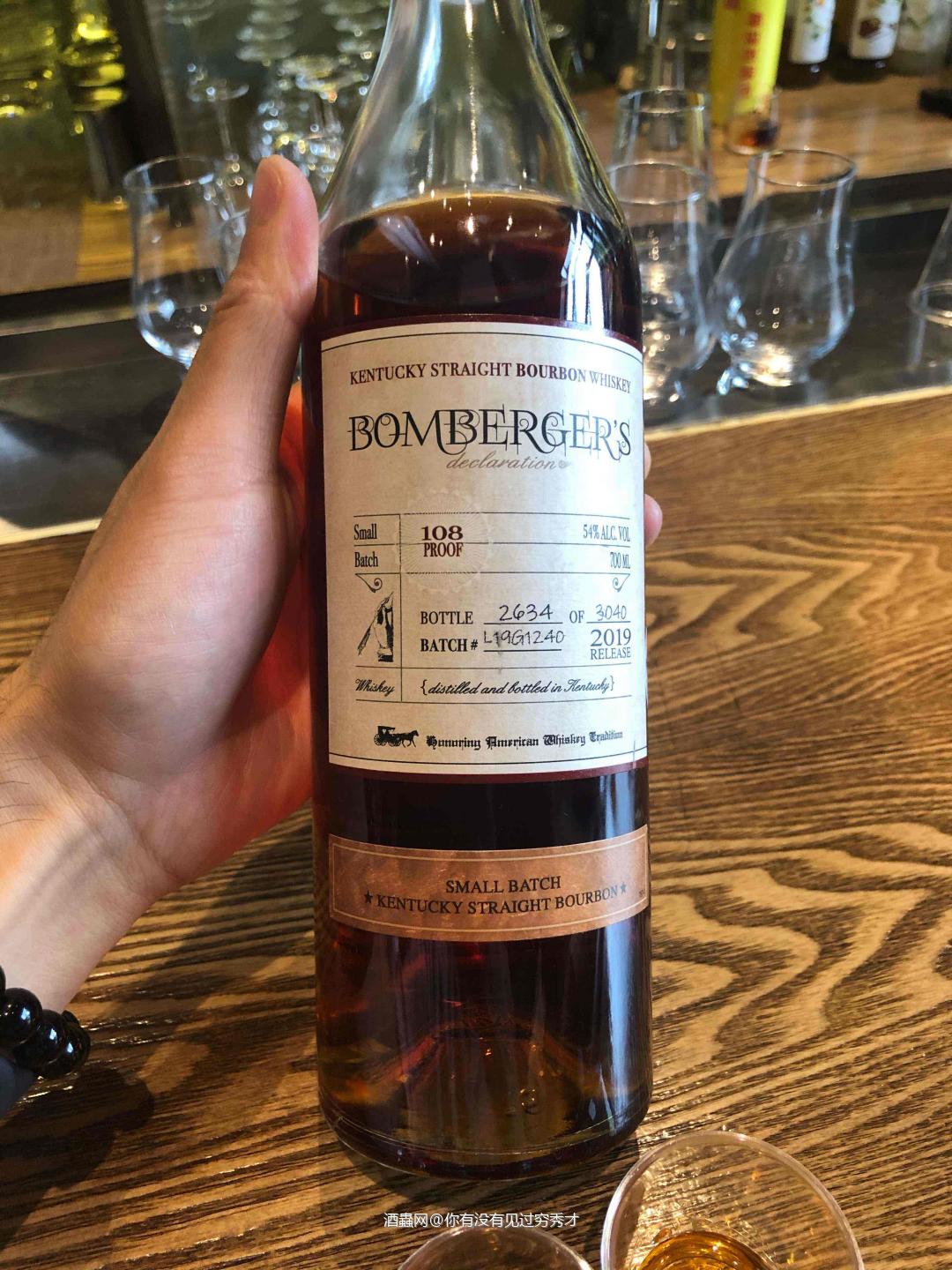 山柯家园酸麦芽2019珍藏45.6%<p class='p'/><p class='p'/>琥珀色，挂杯明显<p class='p'/>闻…