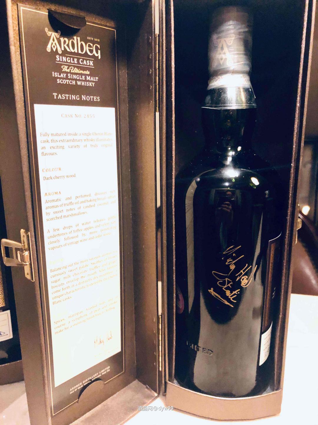 每瓶都签吗？这么辛苦