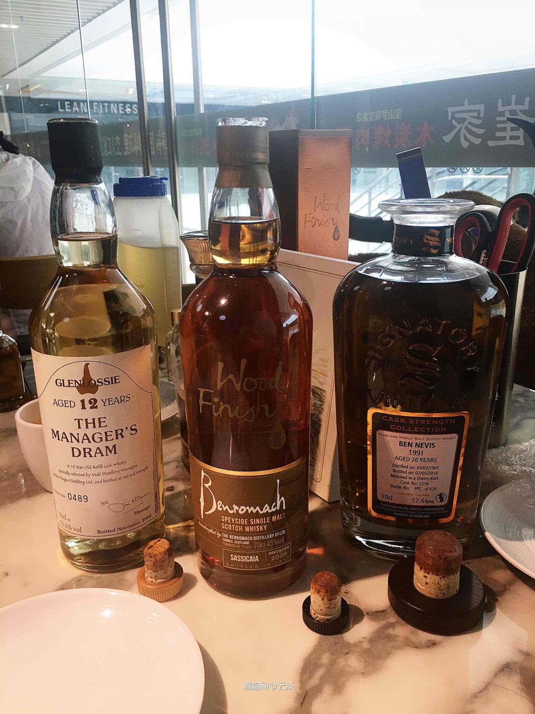 酒友的西施佳雅红酒桶蛮有意思<img src='https://sdata.whiskyworm.com/xcxpics/emoji_21.png' class='emoji' />