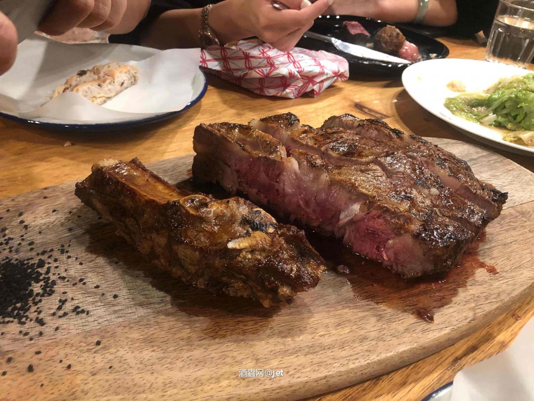 生蚝配岛酒真的好赞了