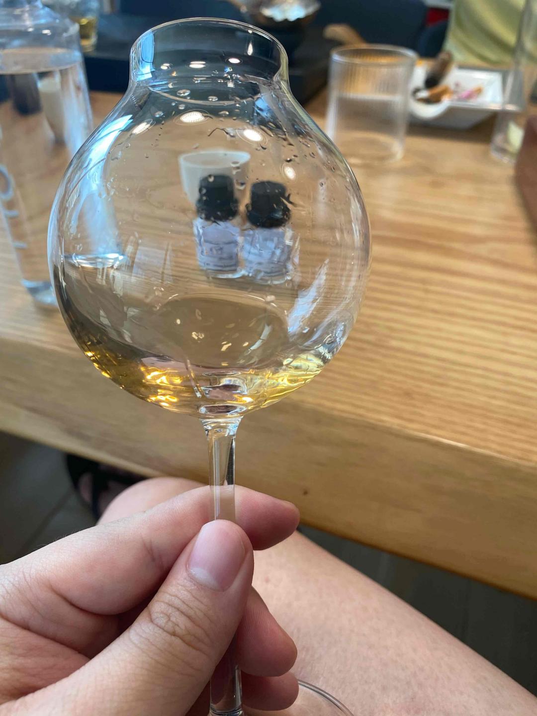 新订了一桶马德拉桶 真是便宜又非常好喝<img src='https://sdata.whiskyworm.com/xcxpics/emoji_5.png' class='emoji' />