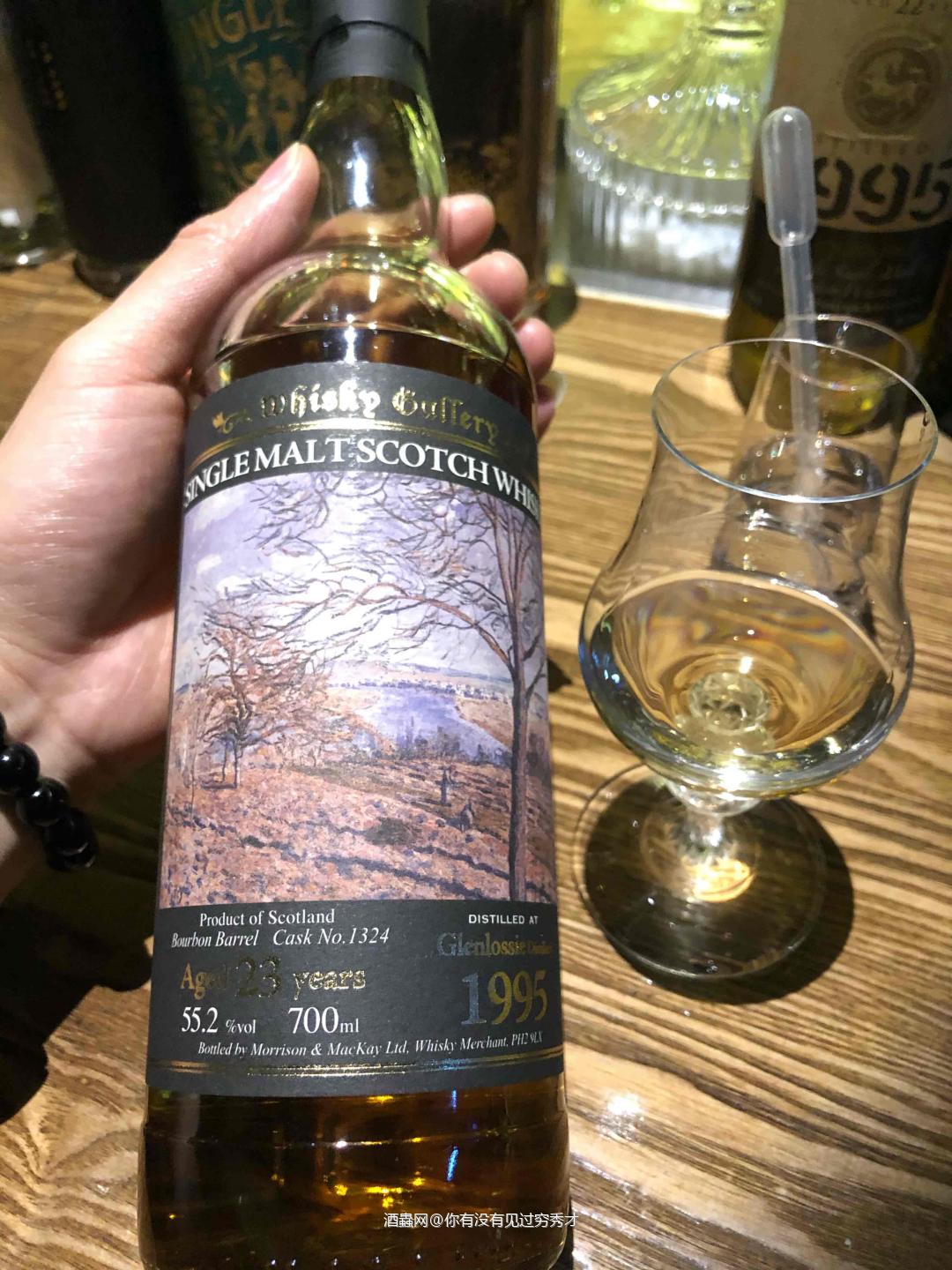 格兰洛西<p class='p'/>花鸟版10年 43%<p class='p'/>酒体清澈,淡淡的白葡萄酒色<p class='p'/>…