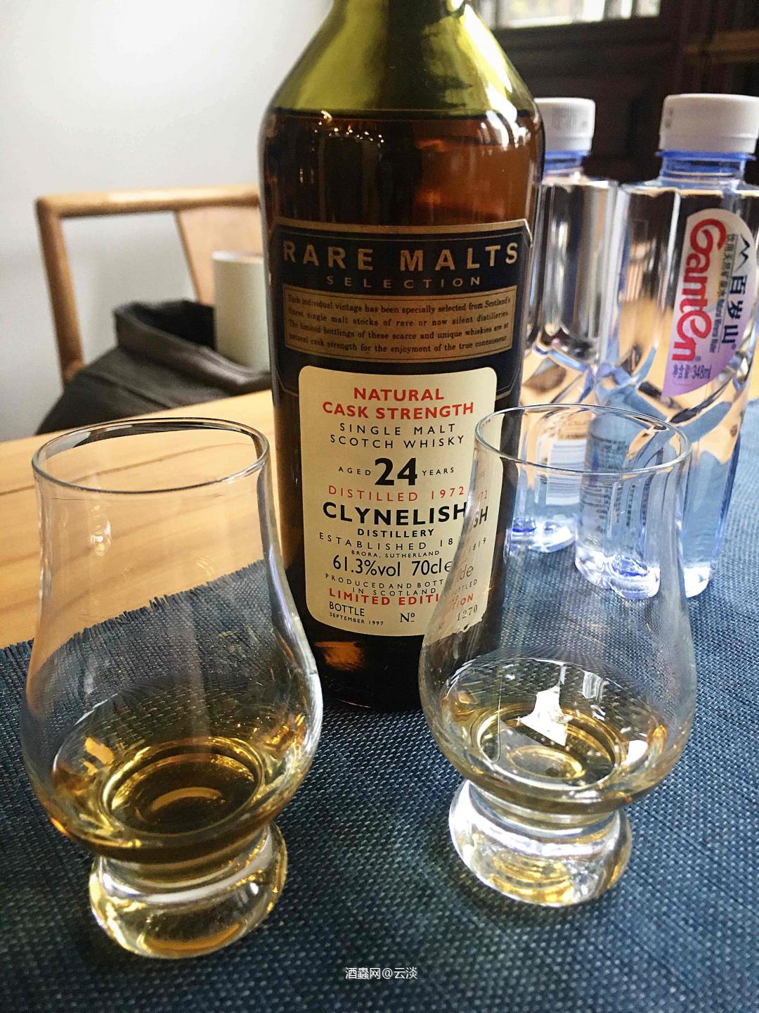 下午喝到一只猫🐱，内牛满面<img src='https://sdata.whiskyworm.com/xcxpics/emoji_3.png' class='emoji' />