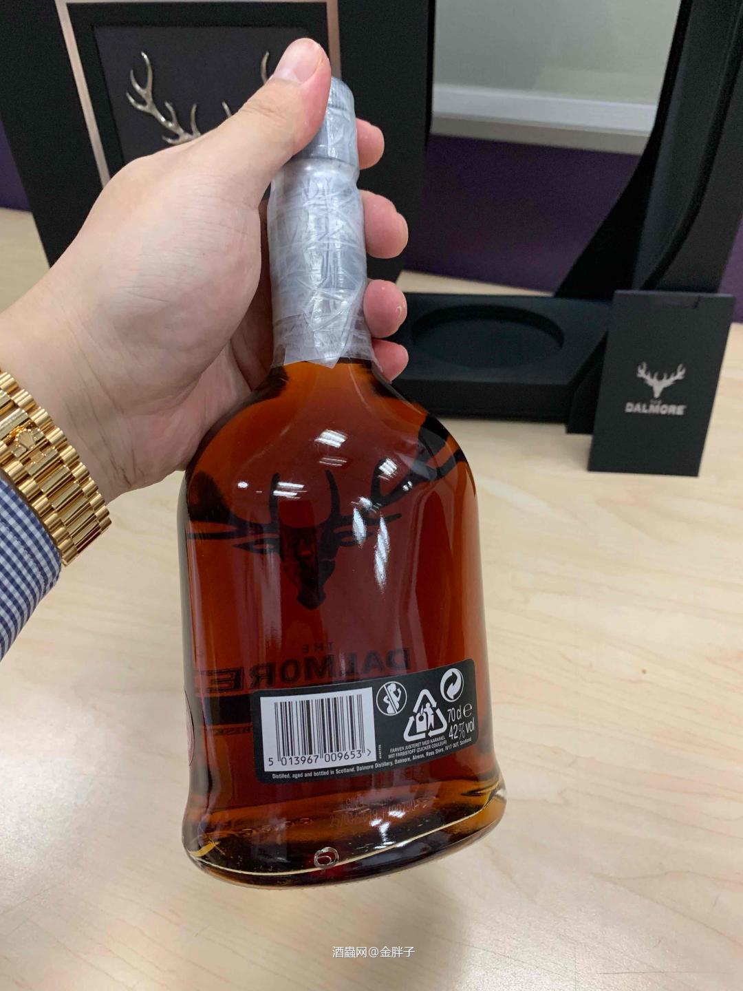 大摩拥趸，怎么能没有25年<img src='https://sdata.whiskyworm.com/xcxpics/emoji_5.png' class='emoji' />