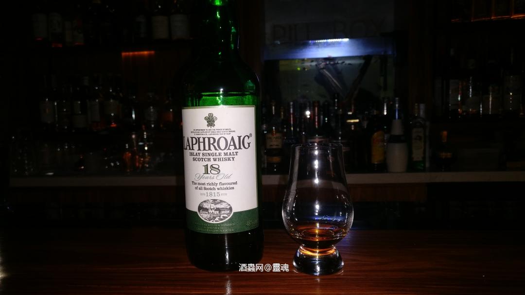 上班小酌下<img src='https://sdata.whiskyworm.com/xcxpics/emoji_25.png' class='emoji' />