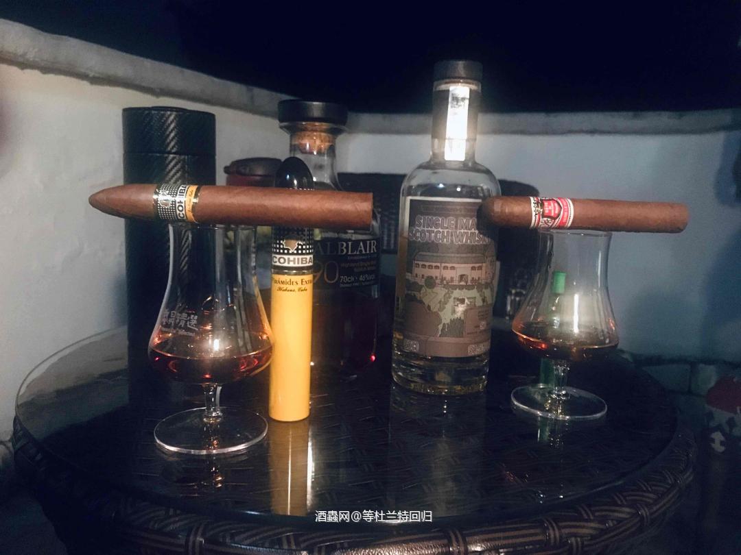 <p class='p'/><p class='p'/>