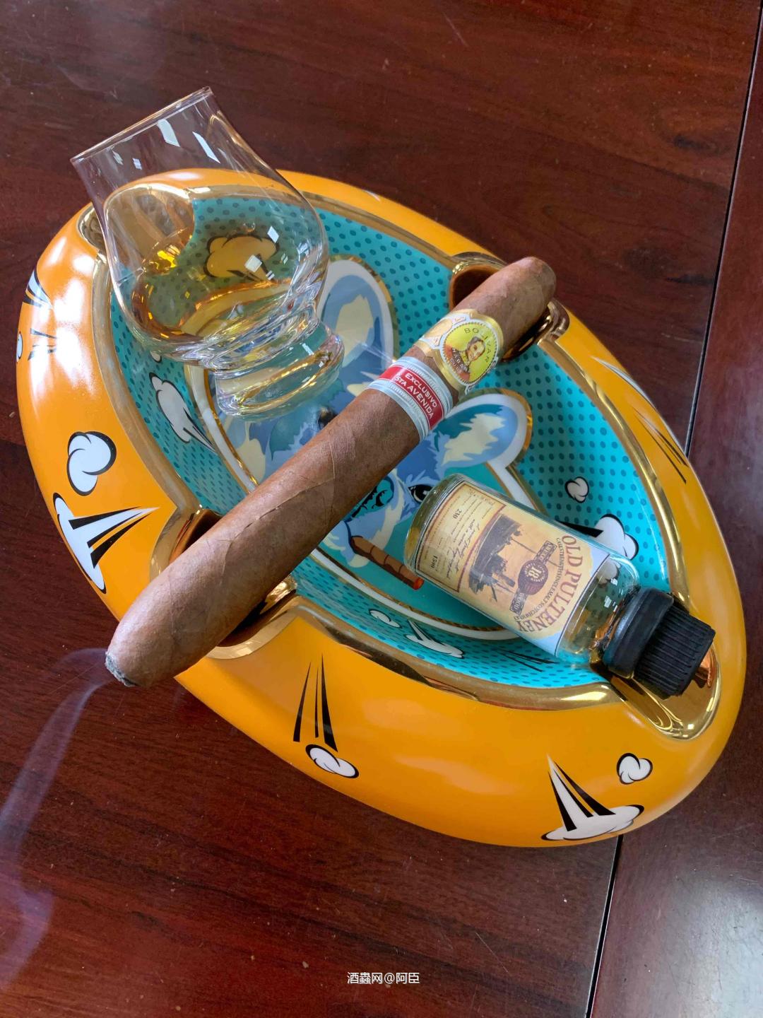 玻利瓦尔第五大道地限