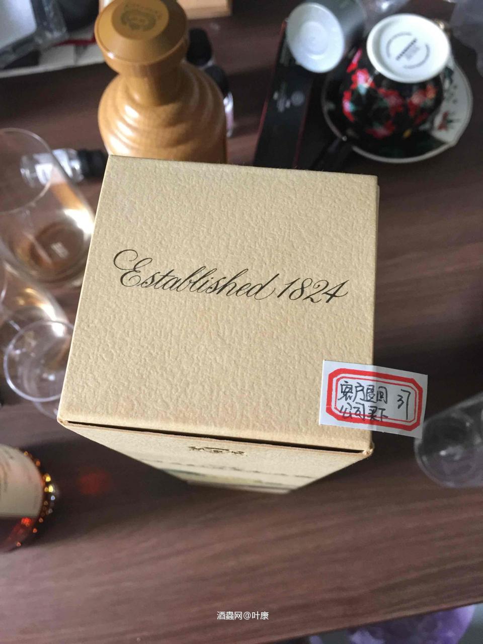 我就补几个图给你 那个折痕我相信我自己捏不出来 标我也给你扣出来 真是遇到这种人也是有趣