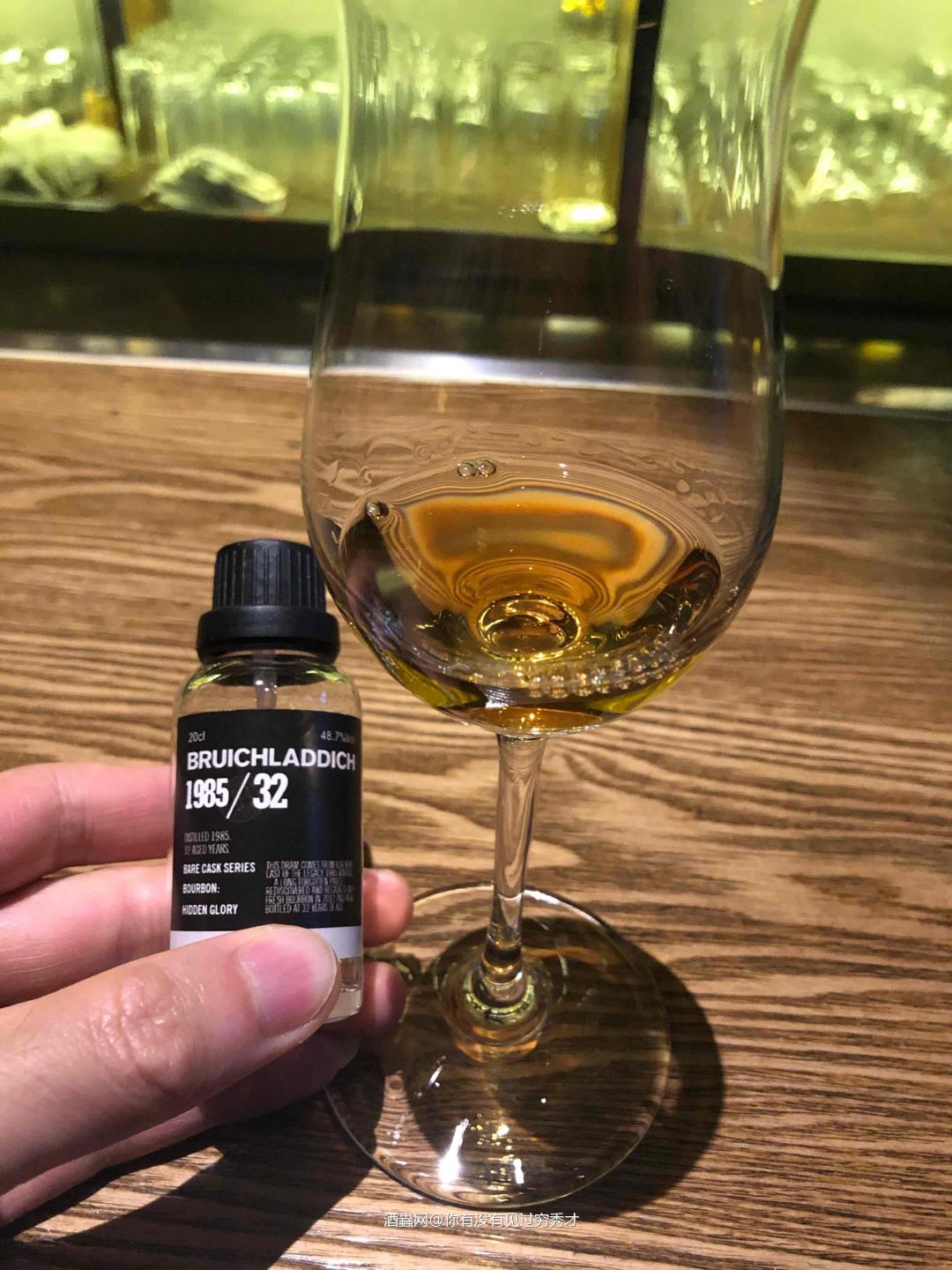 不喝拉倒<img src='https://sdata.whiskyworm.com/xcxpics/emoji_21.png' class='emoji' />1985迷之荣耀32YO品鉴记录<p class='p'/>感谢酒虫上…