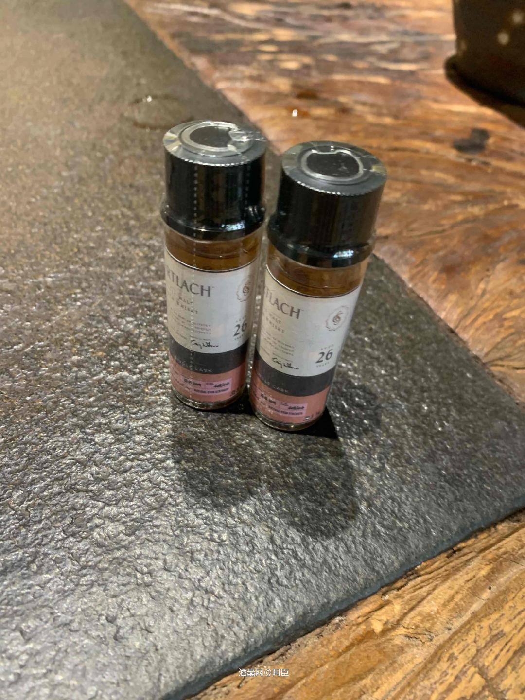 罗密欧与朱丽叶书本+慕赫26年星星标