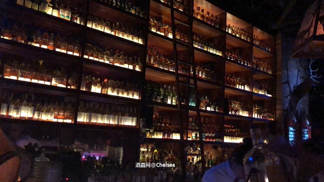 打卡长沙105酒吧