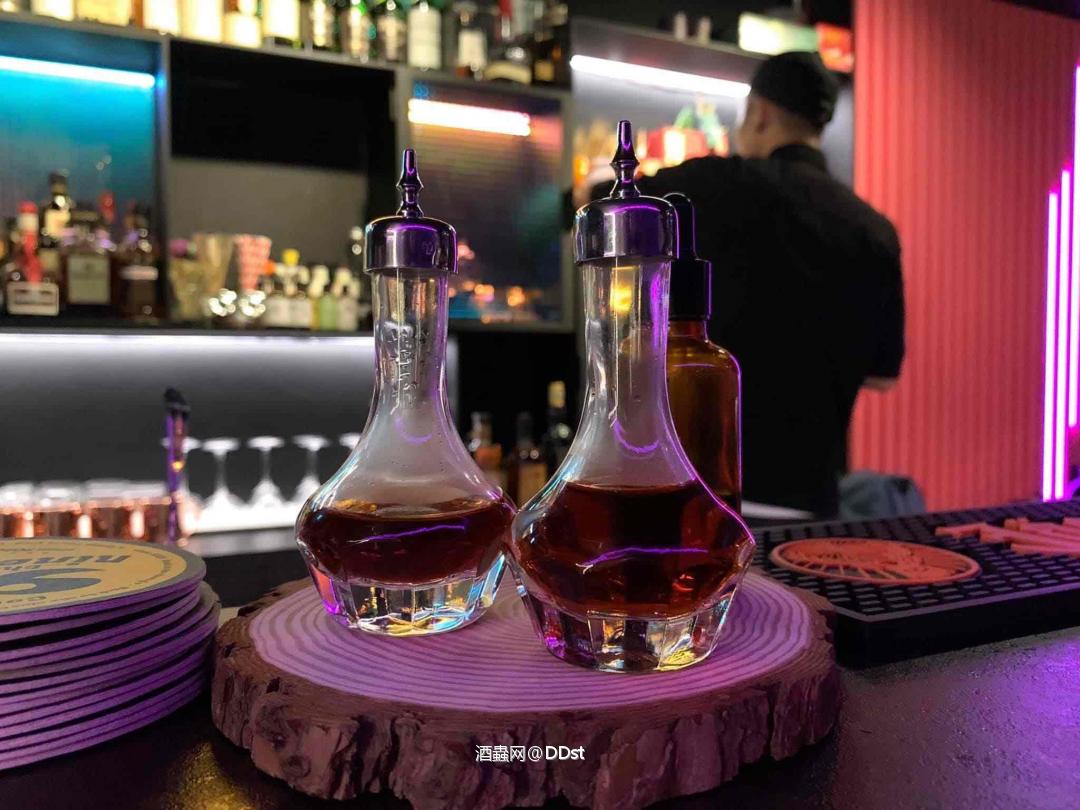 酒治百病 <img src='https://sdata.whiskyworm.com/xcxpics/emoji_52.png' class='emoji' />