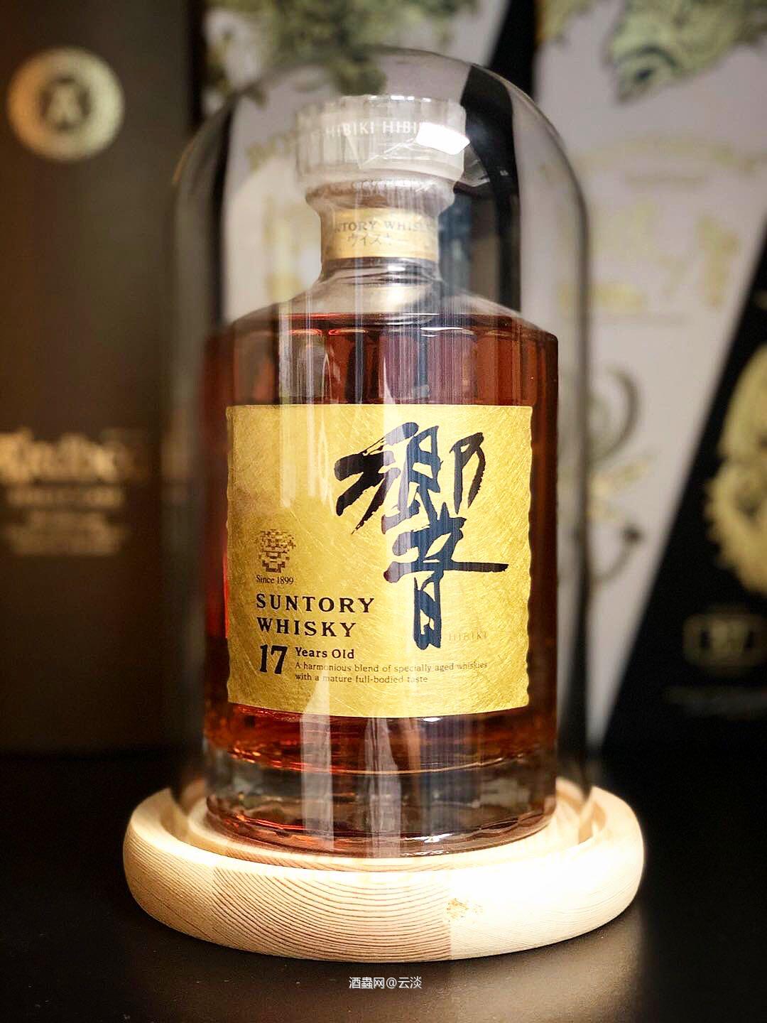 两个字！卧槽<img src='https://sdata.whiskyworm.com/xcxpics/emoji_4.png' class='emoji' /><img src='https://sdata.whiskyworm.com/xcxpics/emoji_4.png' class='emoji' />合身