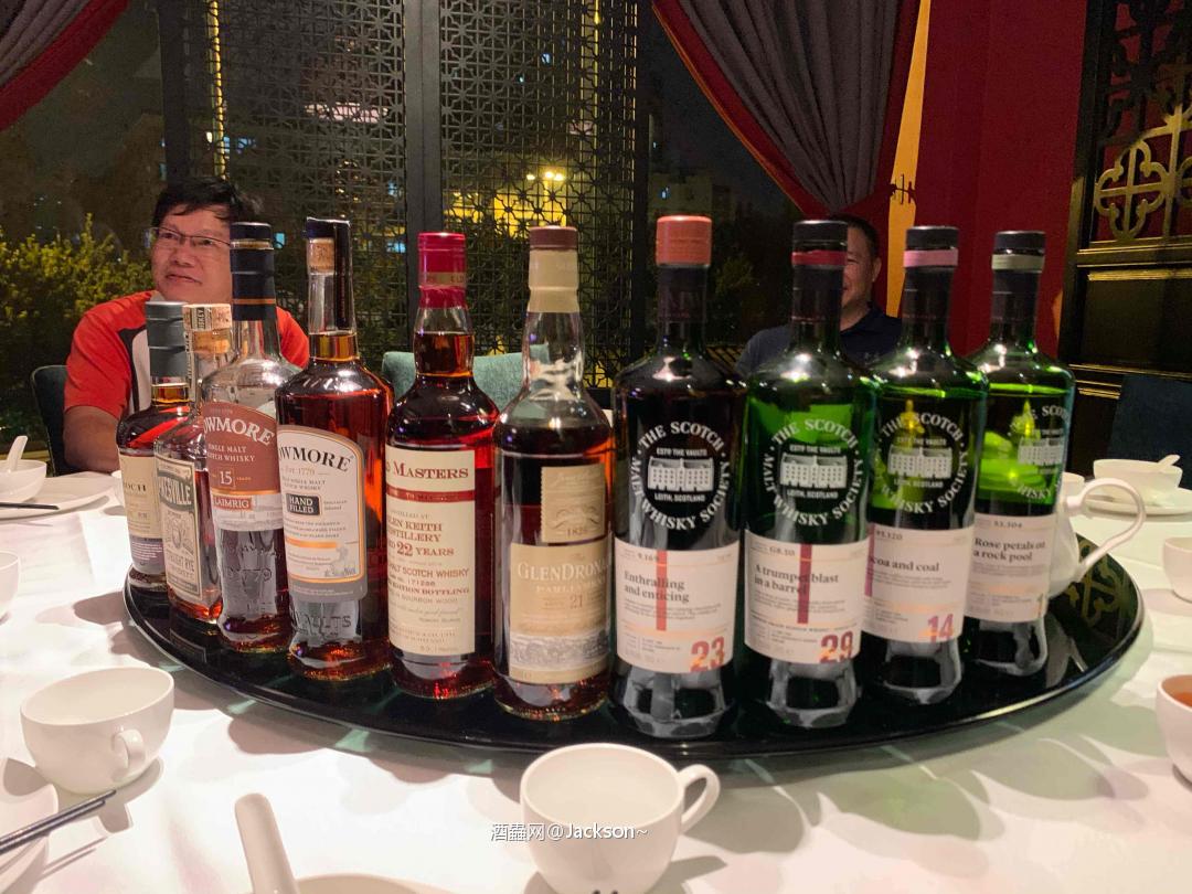 哈哈哈哈,今年第一次线下聚会