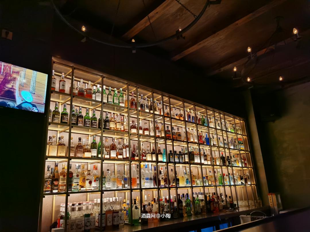 随风潜入夜 润物细无声