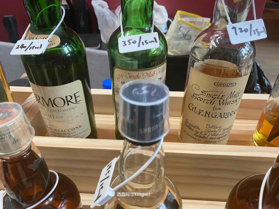 一堆老酒来不及喝