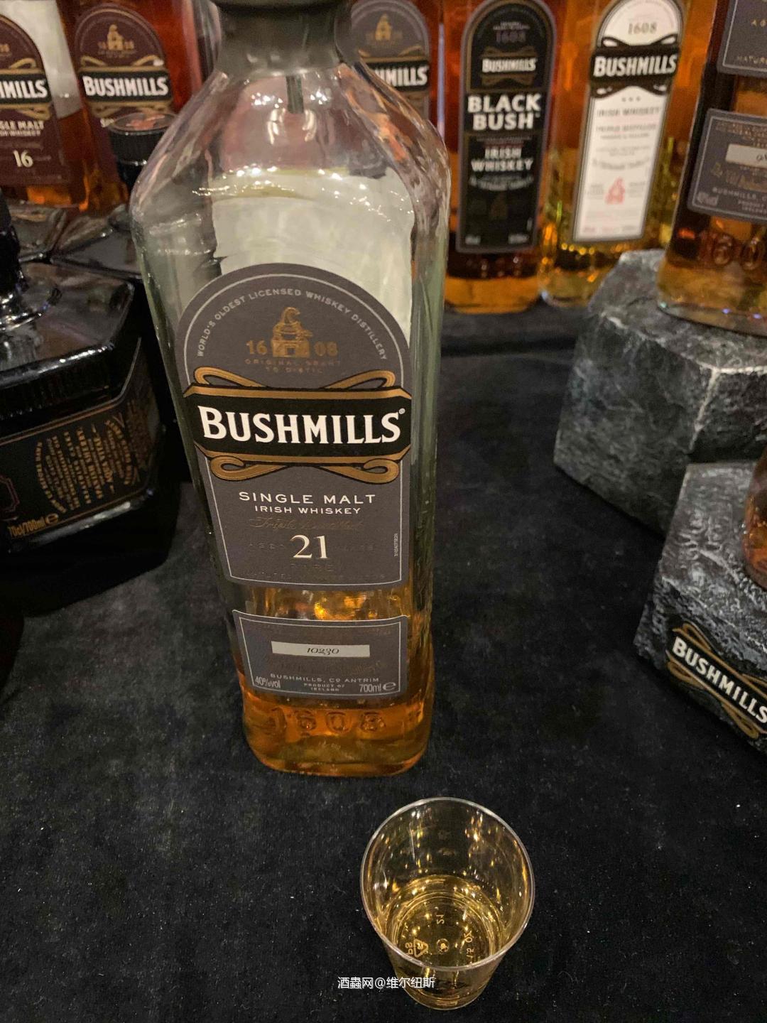今年Whisky+感觉不错，OB比往年多，参展商多数推广力度不小