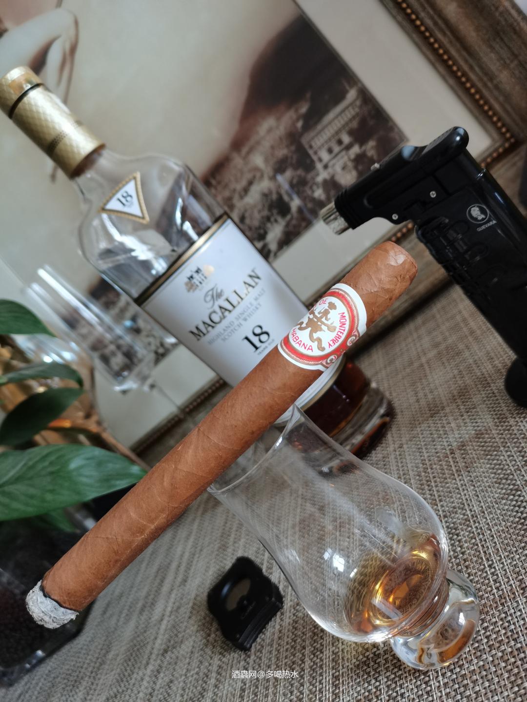 <img src='https://sdata.whiskyworm.com/xcxpics/emoji_4.png' class='emoji' />