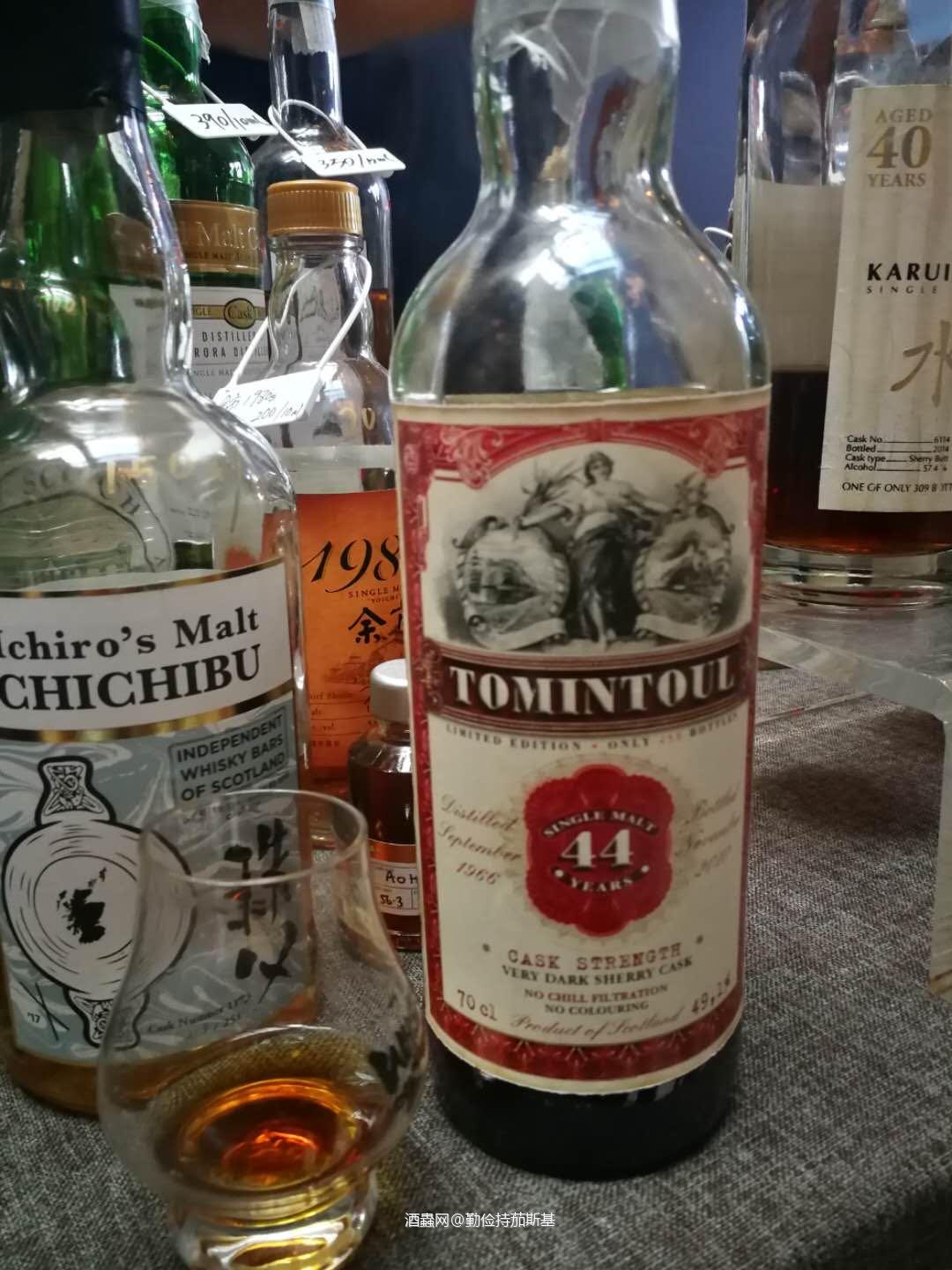 接连两个酒展，交点作业，先来北京的