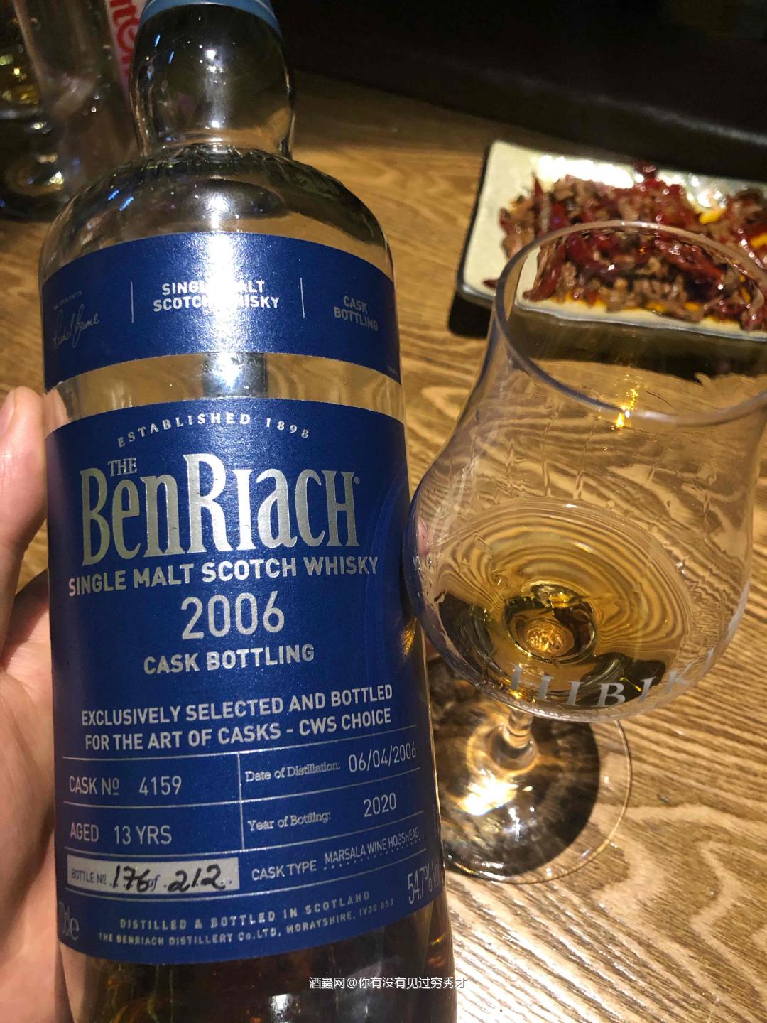 转文：《说说岁月 伴点沧桑》<p class='p'/>年轻的时候 ，<p class='p'/>喝酒总希望能多…