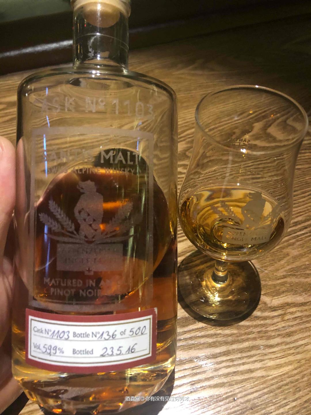 山帝仕黑皮诺1103号桶<p class='p'/>酒体清澈，暗金色，瓶底沉淀较多<p class='p'/>闻…