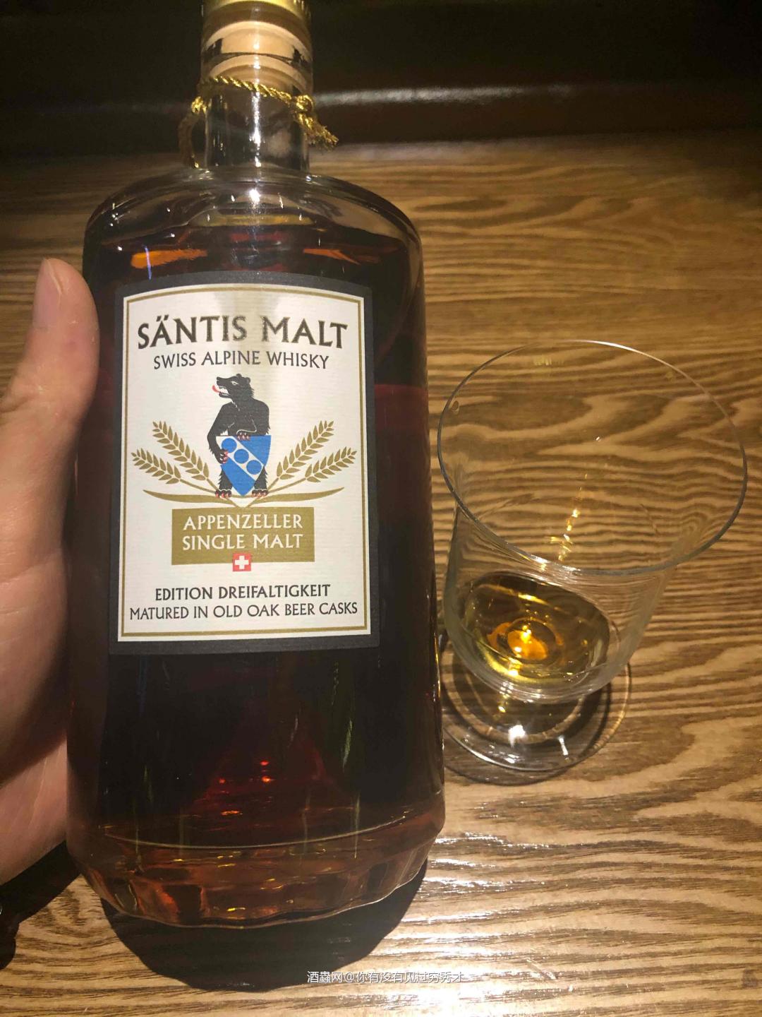 山帝仕德雷 酒体清澈，红棕色， 闻香：燃烧完的枯草地、烟熏、…