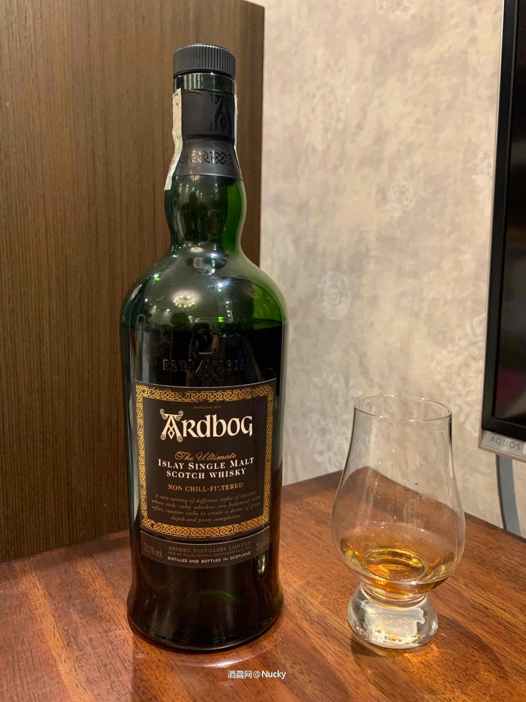 Ardbeg Ardbog 品鉴<p class='p'/><p class='p'/>年份：N/A<p class='p'/>Age： …