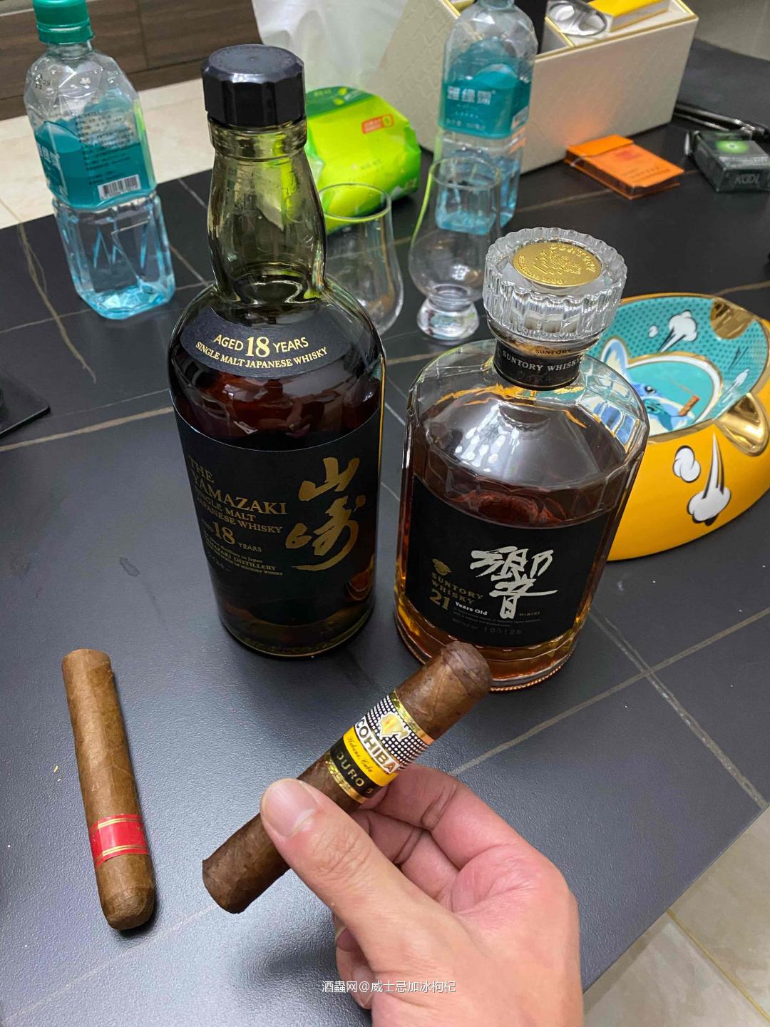 看望老哥，蹭点好酒<img src='https://sdata.whiskyworm.com/xcxpics/emoji_14.png' class='emoji' />