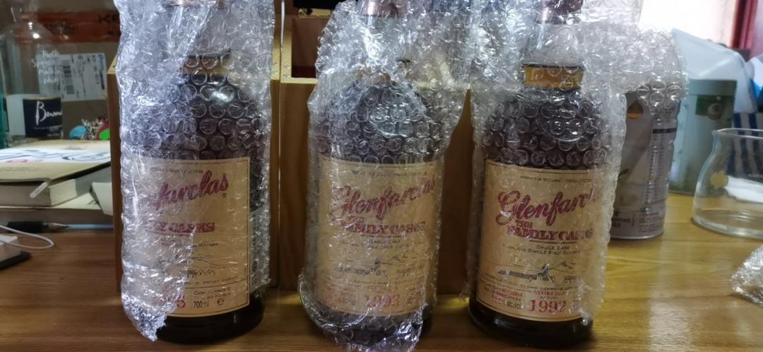 准备拆箱<img src='https://sdata.whiskyworm.com/xcxpics/emoji_14.png' class='emoji' />