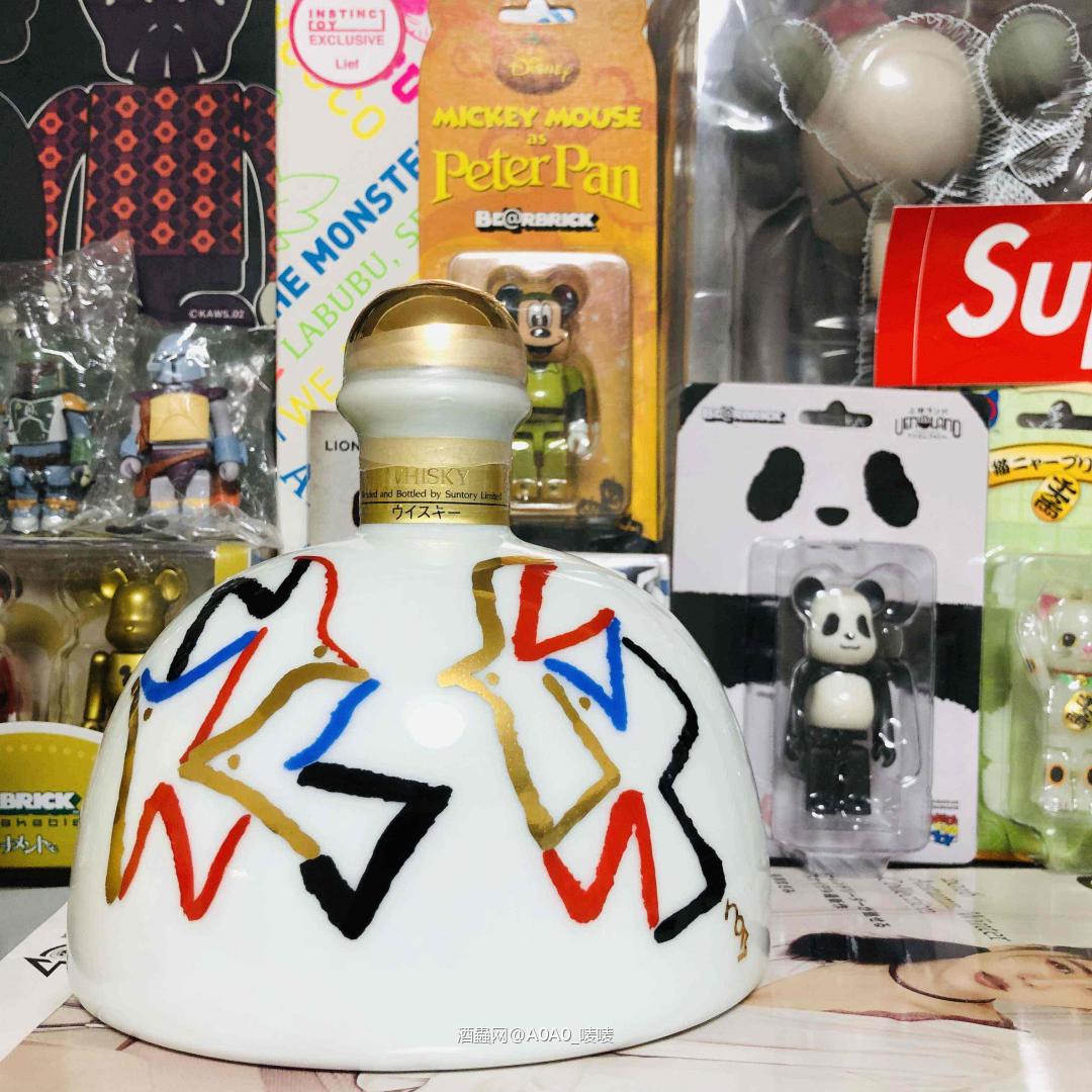 日本威士忌有田烧 瓷瓶才是我的最爱～ 继续吃土集邮ing～<img src='https://sdata.whiskyworm.com/xcxpics/emoji_6.png' class='emoji' />