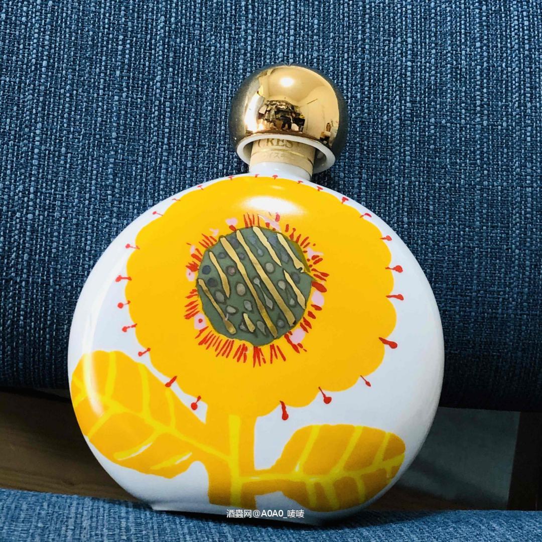 日本威士忌有田烧 瓷瓶才是我的最爱～ 继续吃土集邮ing～<img src='https://sdata.whiskyworm.com/xcxpics/emoji_6.png' class='emoji' />