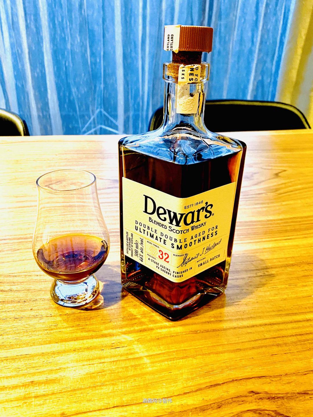 今天刚收到帝王32年份的威士忌。 真心不错！<p class='p'/><p class='p'/>Nose: …