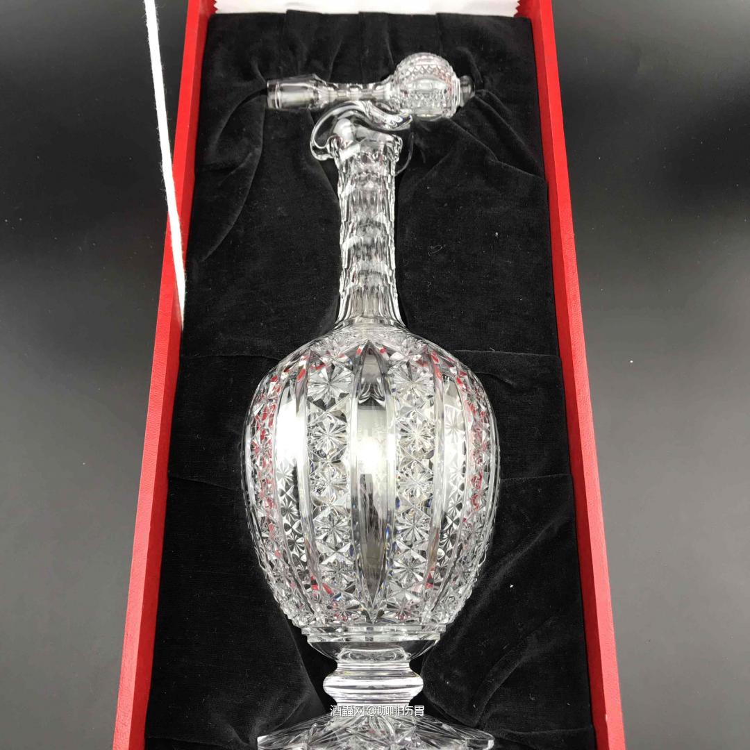 巴卡拉水晶酒瓶