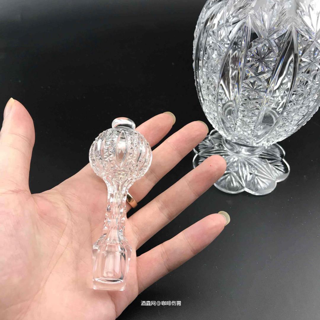 巴卡拉水晶酒瓶