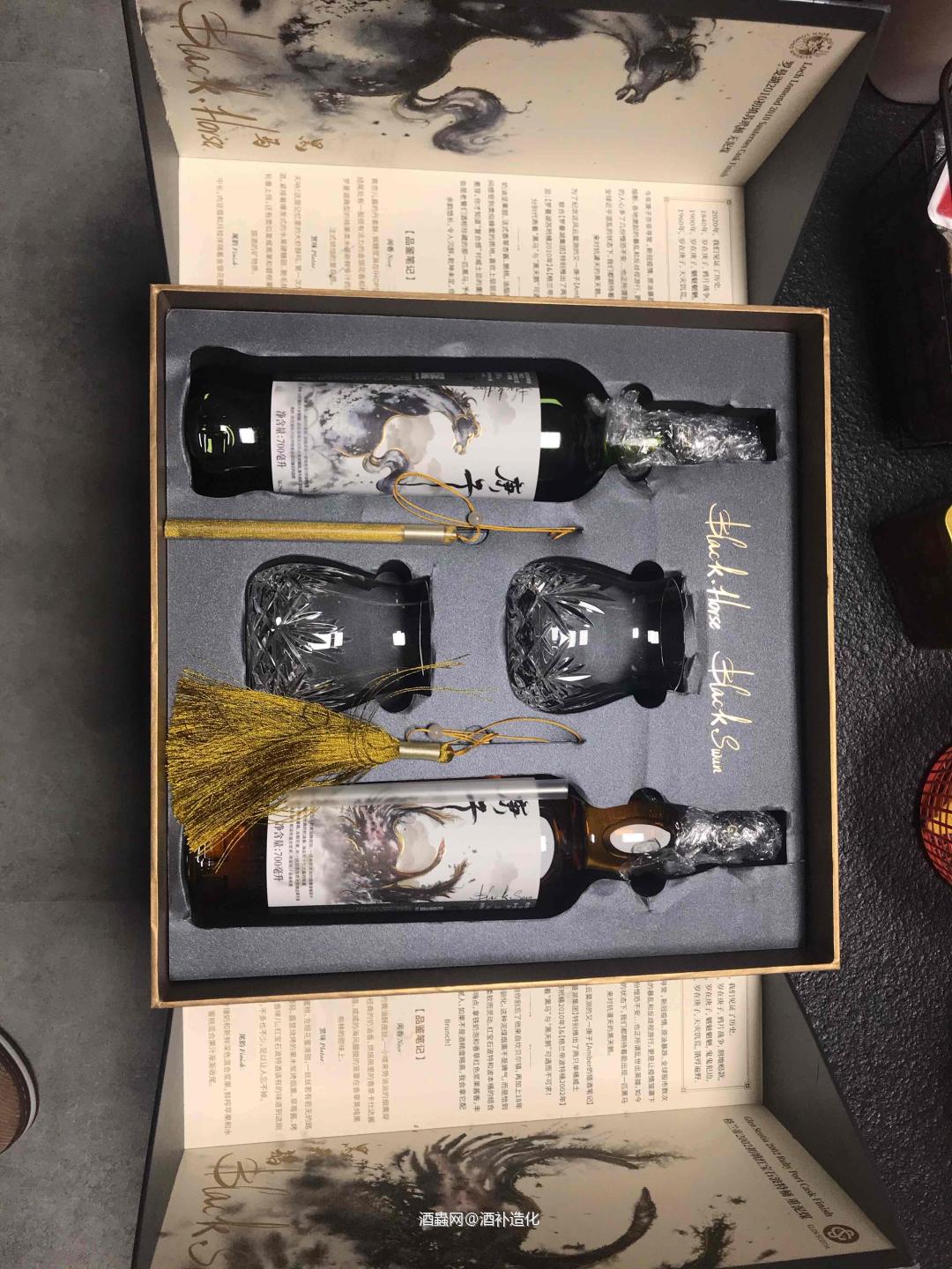 有人集邮罗曼湖的没？零星买了点，觉得酒标还都挺好看，不知道后面是否有增值潜力。