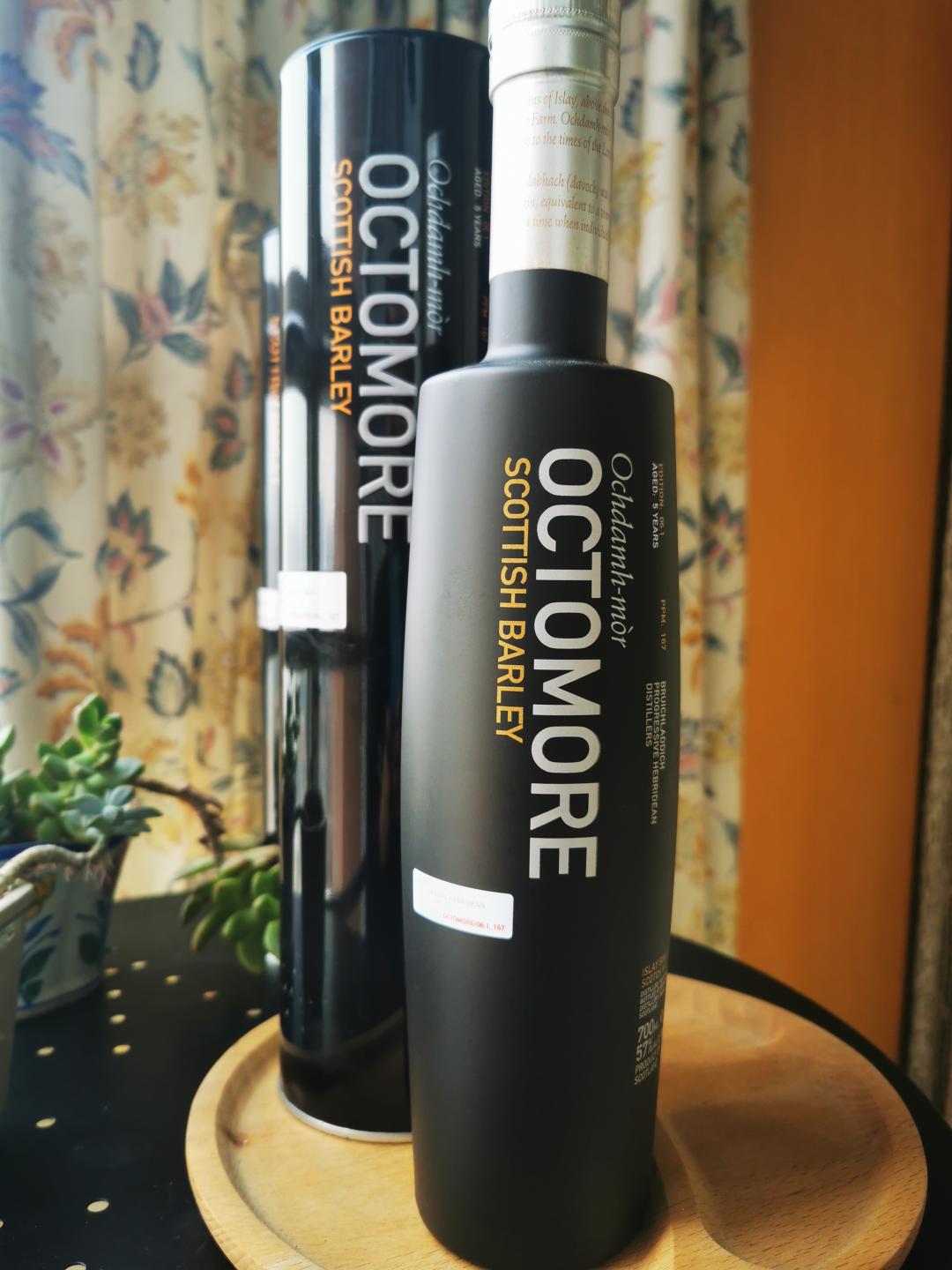 泥煤怪兽 OCTOMORE 6.1 一瓶