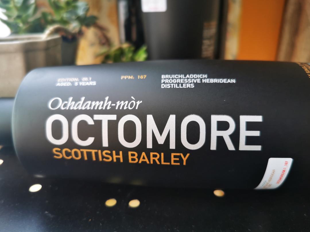 泥煤怪兽 OCTOMORE 6.1 一瓶