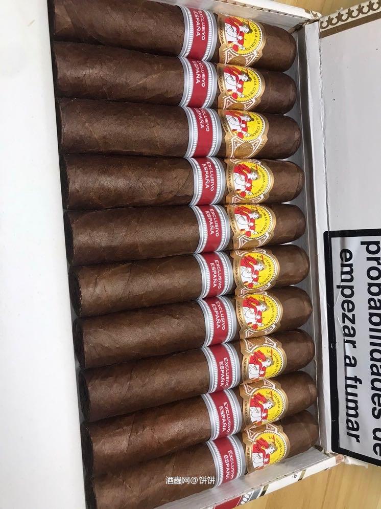 古巴荣耀地限 D5 灰起<img src='https://sdata.whiskyworm.com/xcxpics/emoji_14.png' class='emoji' />