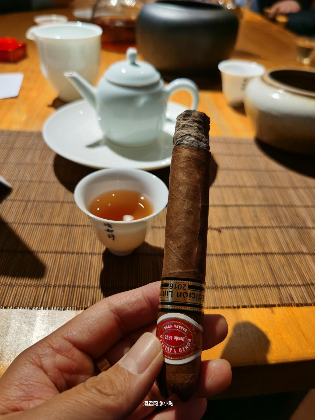 自古逢秋悲寂寥 我言秋日胜春朝