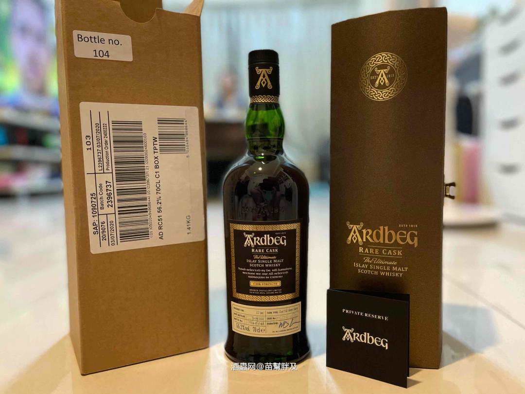 阿貝同樂會包桶OB 22年！幫女兒買個生日酒。