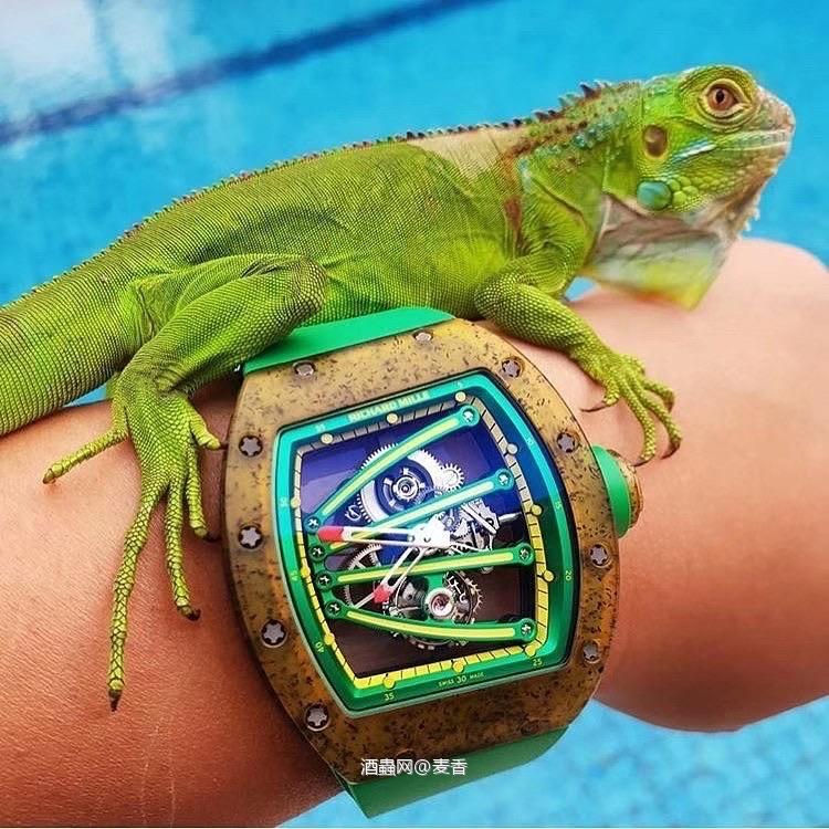 最近那么热，也来凑凑热闹，话说这款12确实性价挺高，日威溢价太高，就它其实也还不错的<img src='https://sdata.whiskyworm.com/xcxpics/emoji_29.png' class='emoji' />