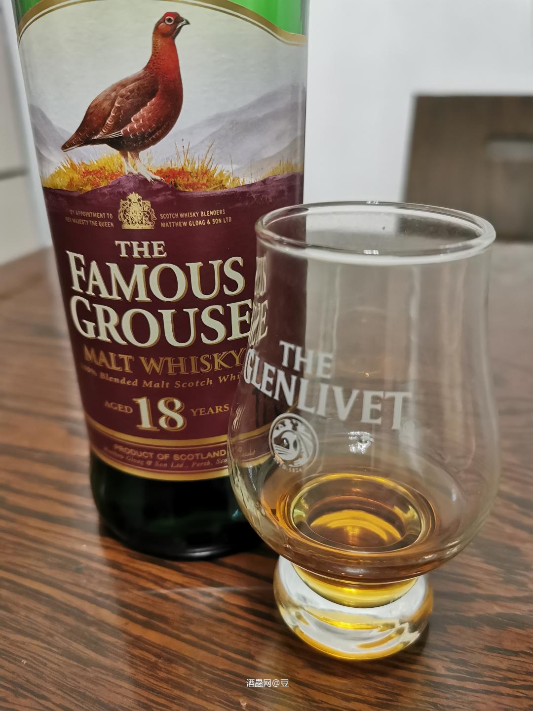 酒精度:43%颜色:淡棕色闻香:丰富的葡萄糖浆,深色水果…