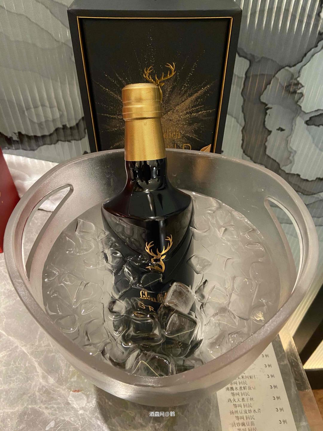 一直钟爱雪梨桶，就是坚持三周的减肥计划泡汤了。