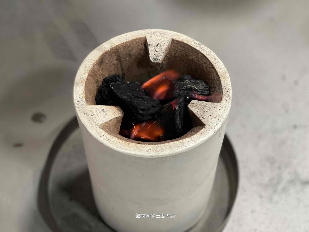 炭炉瓦片烤牛肉